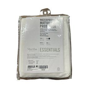 MARTHA STEWART Essentials Waterproof Mattress Protector FULL 54 in X 75 in